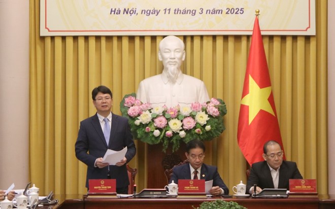 Deputy Minister of Justice Nguyen Thanh Tinh talks about new points in the Law on Promulgation of Legal Documents. Photo: T.Vuong