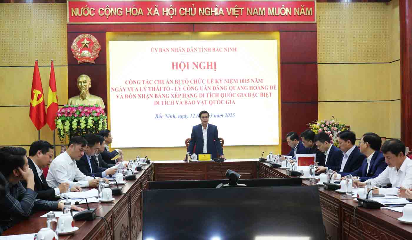 Overview of the conference organized by the People's Committee of Bac Ninh province on March 12. Photo: Dang Hoa