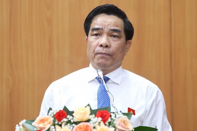 Chairman of the People's Committee of Quang Nam province Le Van Dung requested local civil servants to focus on working, not focusing on mergers. Photo: VGP