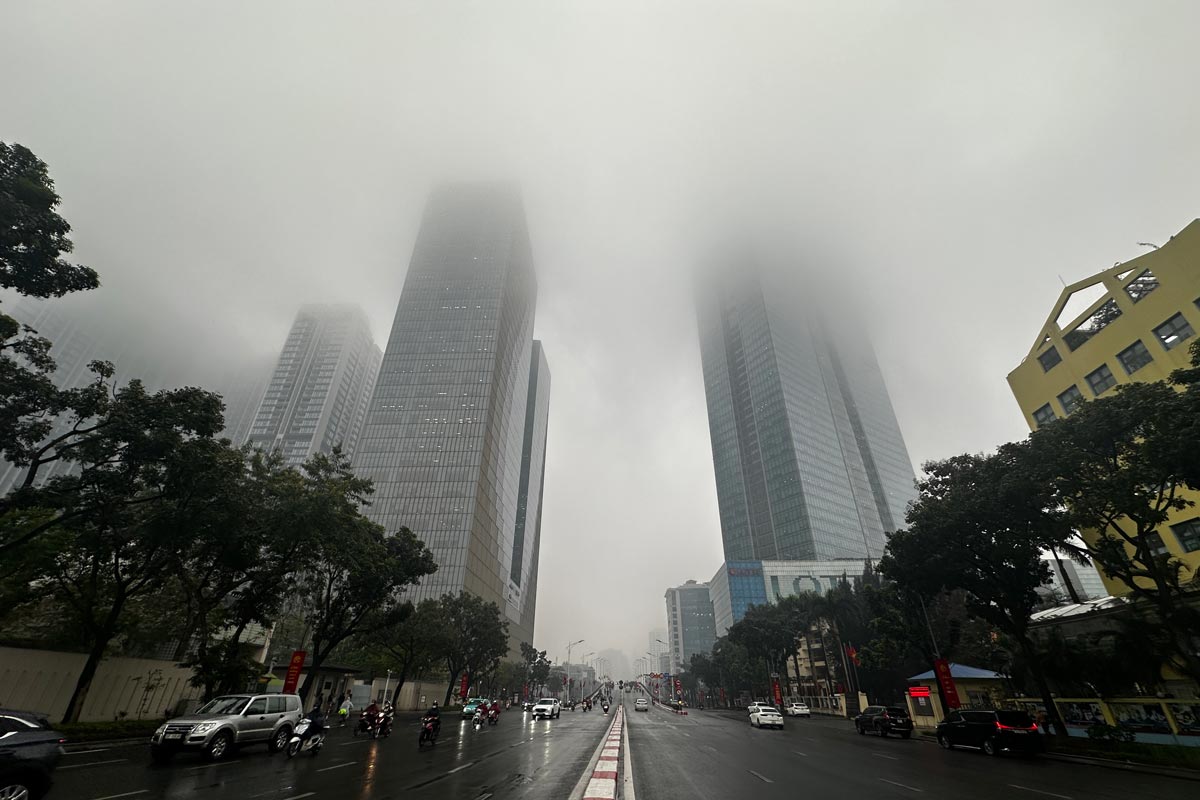 Weather forecast for tomorrow morning, March 13 in Hanoi: light rain, drizzle and fog. Photo: Viet Anh