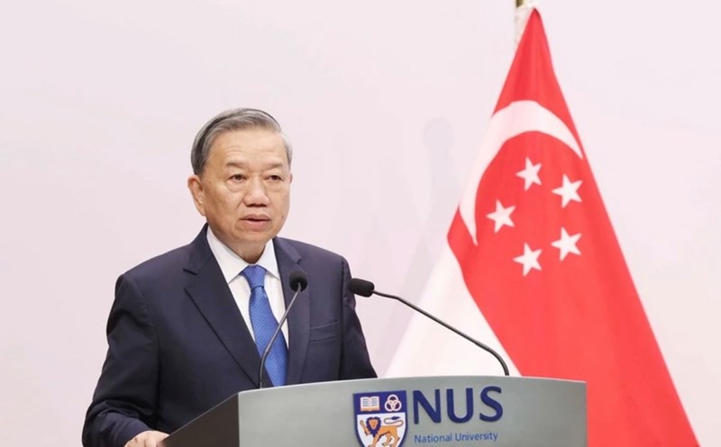 General Secretary To Lam delivered a policy speech at Ly Quang Dieu School of Public Policy (National University of Singapore). Photo: VNA