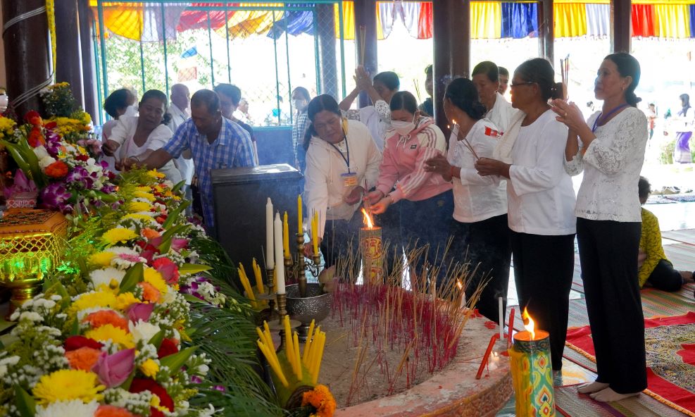 Ngay nay, Le hoi Cung Phuoc Bien duoc to chuc tai chua Ca Sang: bat dau bang le cau sieu, tuong nho cong on to tien, ta on bien ca va cau mong nhung dieu tot lanh nhat se den voi dan lang. 