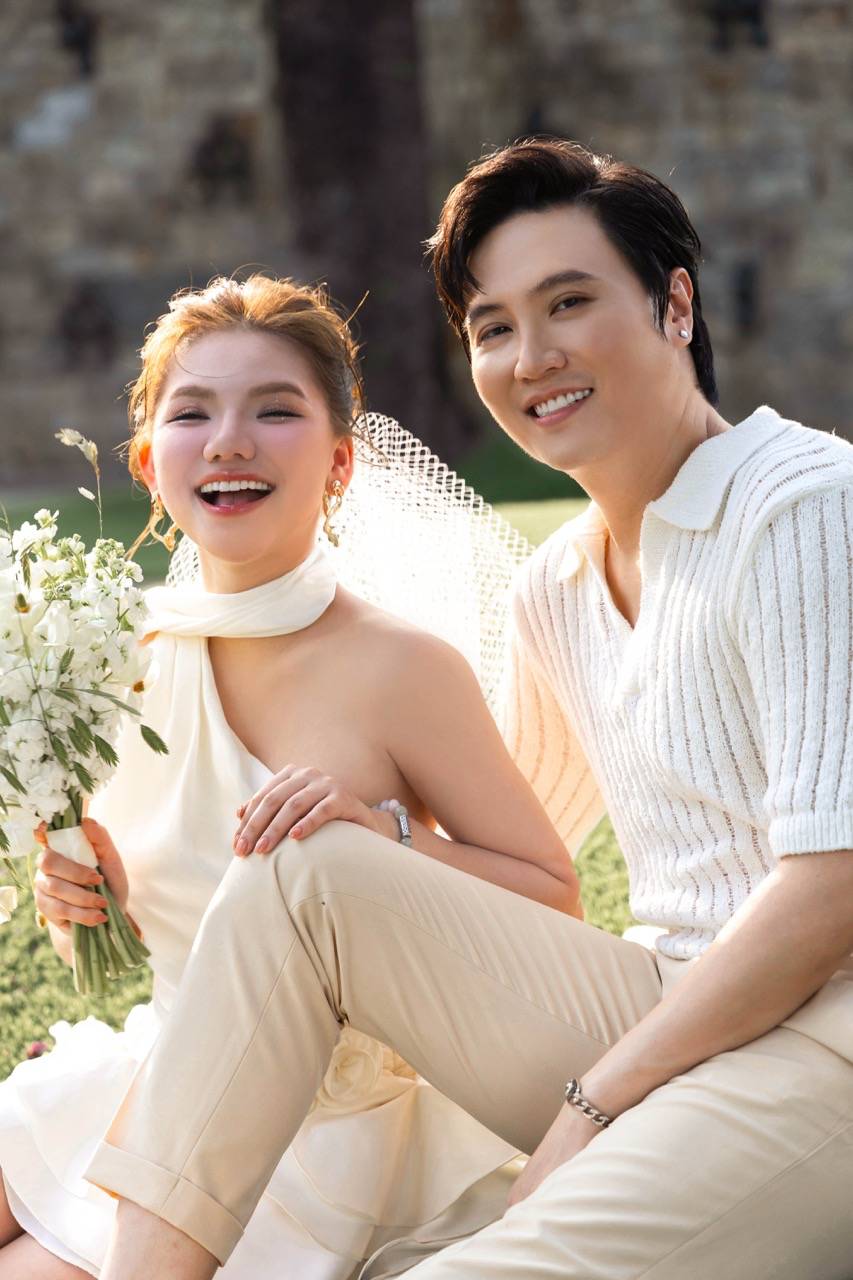 Anh: Nghe si cung cap.
