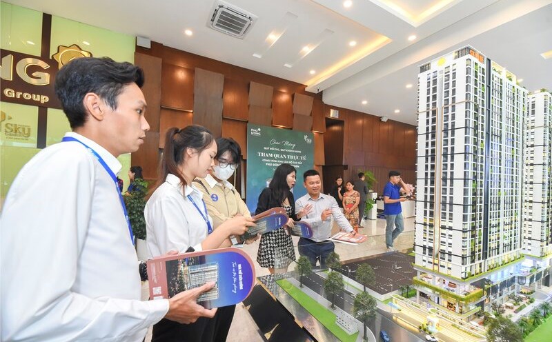 The demand for real estate has increased again after a period of stagnation. Photo: Phu Dong