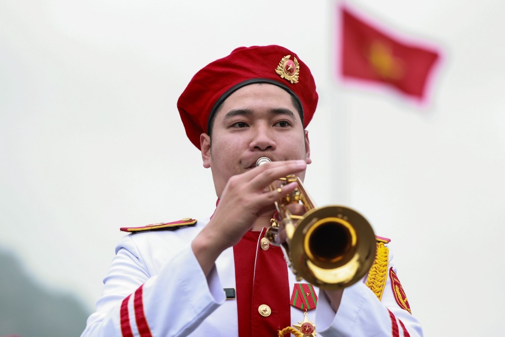 Thanh qua cua chien thang mien Nam, thong nhat dat nuoc ngay 30.4.1975 la ket tinh cua long yeu nuoc, cua tinh than doan ket, y chi kien cuong va su hi sinh to lon cua biet bao the he cha anh di truoc. Anh: Hai Nguyen