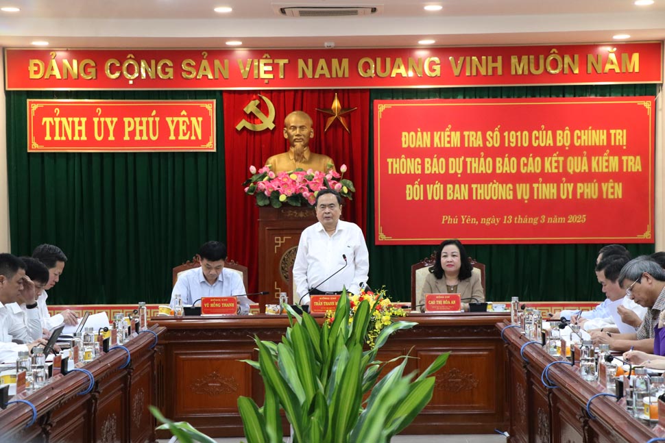 Quang cảnh buổi làm việc. Ảnh: Minh Anh