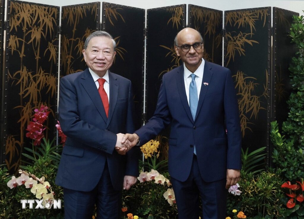 General Secretary To Lam met with Singaporean President Tharman Shanmugaratnam. Photo: VNA