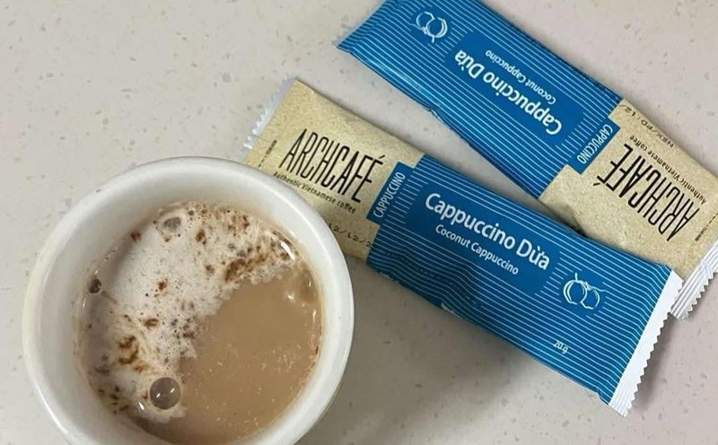 One of the favorite coconut coffees in Vietnam in Korea. Photo cut from video