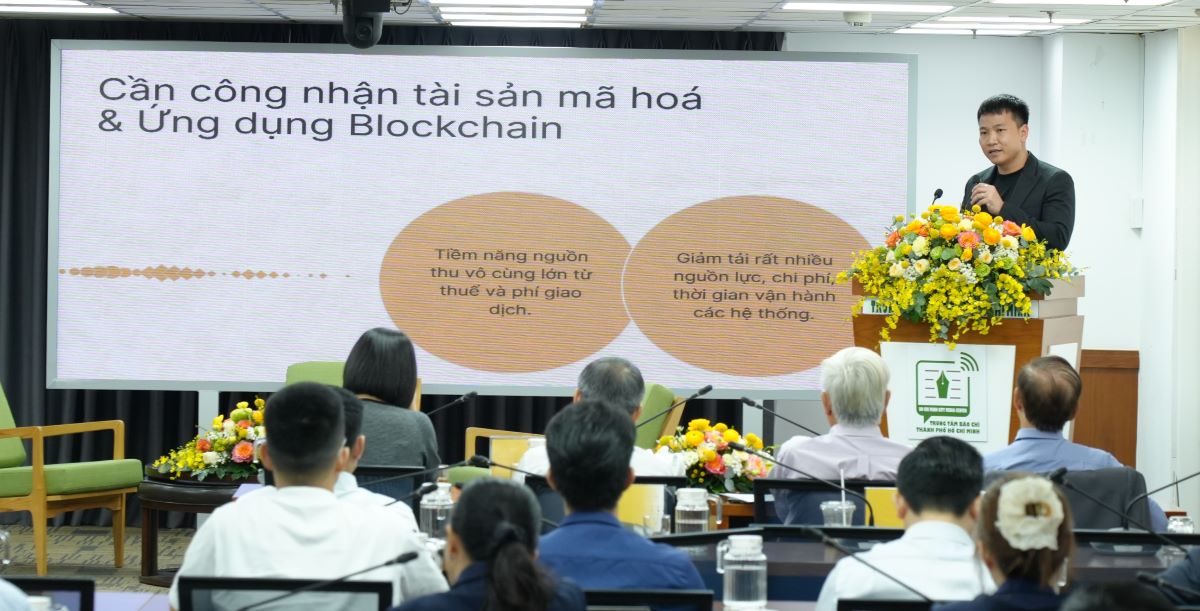 The construction of foundational factors for digital economic development in Ho Chi Minh City also attracted the attention of delegates. Photo: Xuan Tien - Ho Chi Minh City Blockchain Association