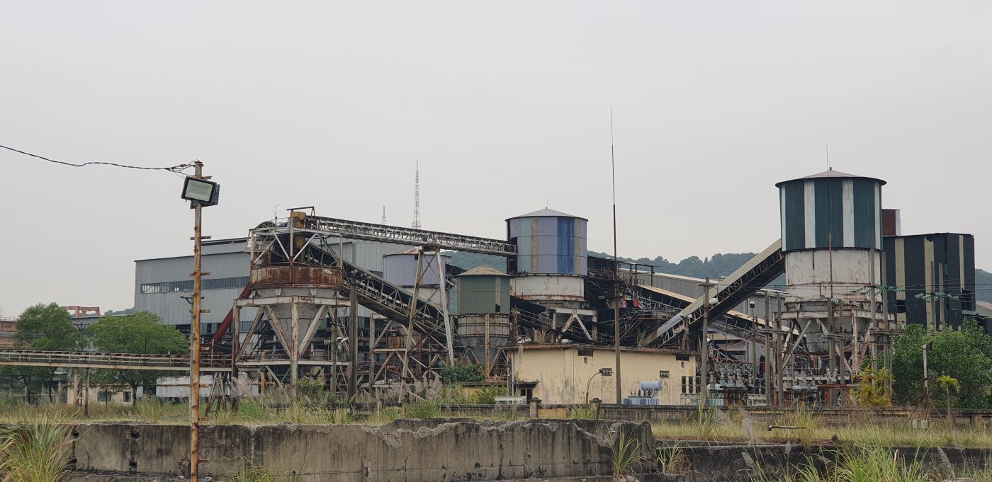 The assets on the land of Nam Cau Trang Coal Plant of Hon Gai Coal Selection Company - TKV are still intact even though the plant has stopped operating since the beginning of 2019. Photo: Nguyen Hung