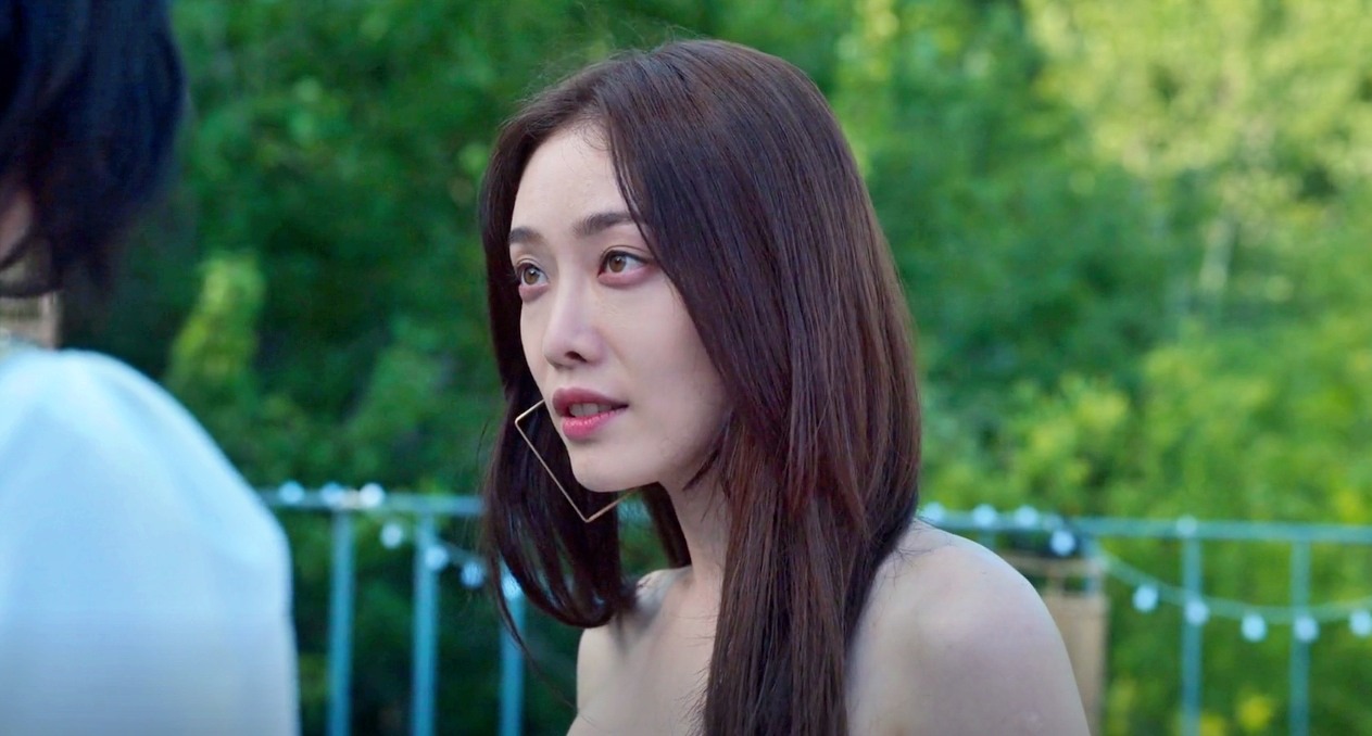 Kim Hiveora regreso al nuevo proyecto. Fotos cortadas del episodio 2 "The Glory"