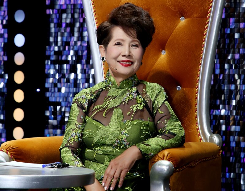 Danh ca Phương Dung trong chương trình "Kỷ Niệm Thanh Xuân". Ảnh: Chương trình cung cấp.