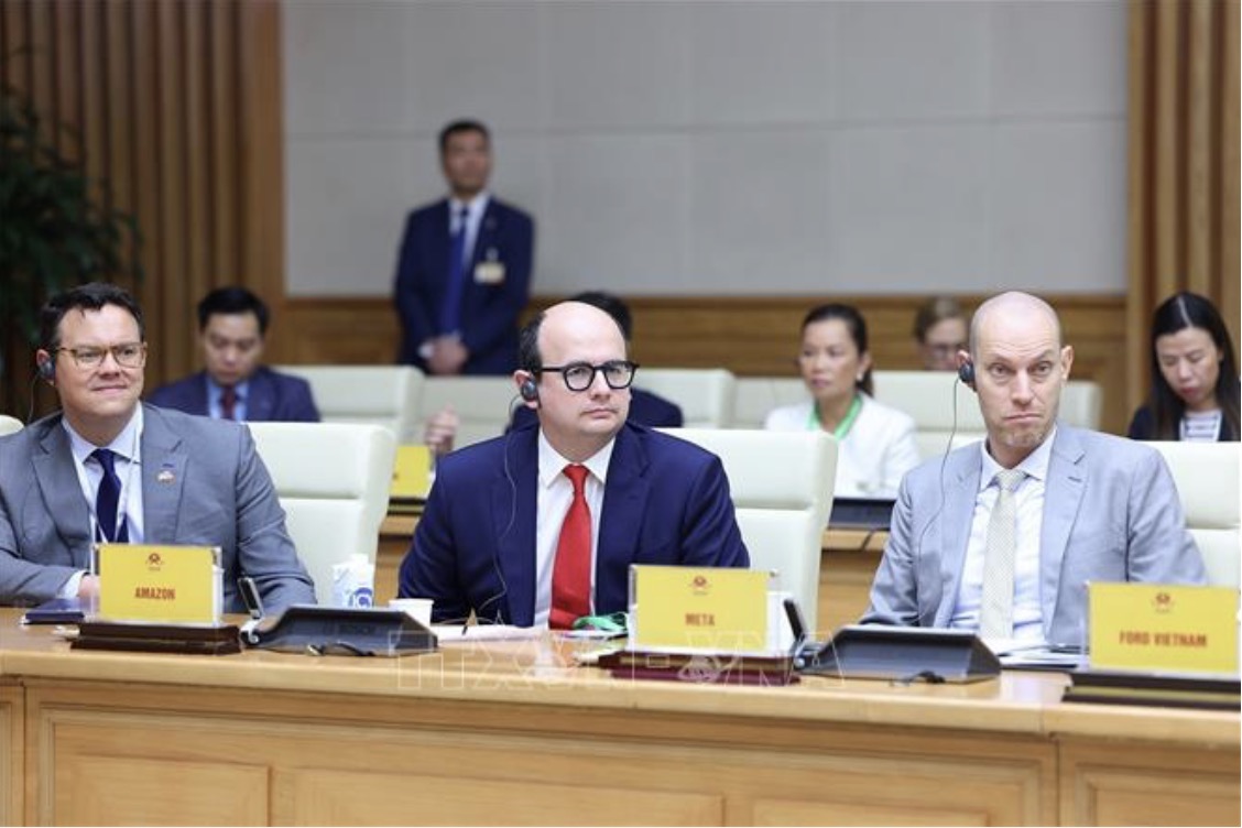 Algunos miembros del Consejo de Negocios Asean de los Estados Unidos (USABC) visitaron Vietnam en marzo. Foto: VNA