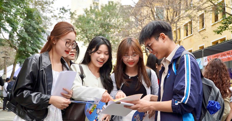 Xu Hướng Gap Year Mùa Tuyển Sinh 2026: Có Nên Tạm Hoãn Vào Đại Học Để Trưởng Thành? 3 Nhiều cơ hội việc làm cho sinh viên sư phạm