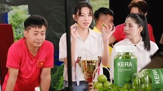 Quang Linh, Thuy Tien, Hang Duoc were criticized for the scandal of advertising vegetable candy. Photo: Taken from video