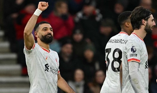 Liverpool đứng trước cơ hội đoạt danh hiệu đầu tiên dưới thời Arne Slot.  Ảnh: AFP