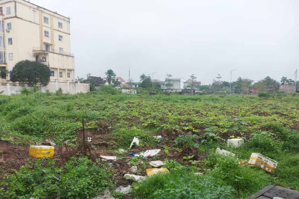 Du an Trung tam thuong mai, khach san Villa BMC Viet - Trung o phuong Dai Nai, TP. Ha Tinh cham tien do da 7 nam gay lang phi dat dai. Anh: Tran Tuan.