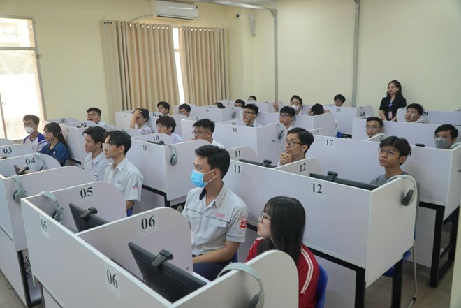 Many universities in Ho Chi Minh City will organize a computer-based university entrance exam in 2025. Photo: Chan Phuc