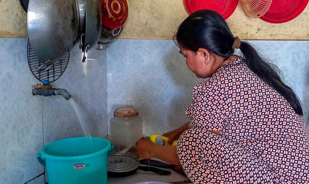 Soc Trang province invests in building new, upgrading and expanding clean water supply infrastructure through the Project on clean water supply for rural and urban areas.