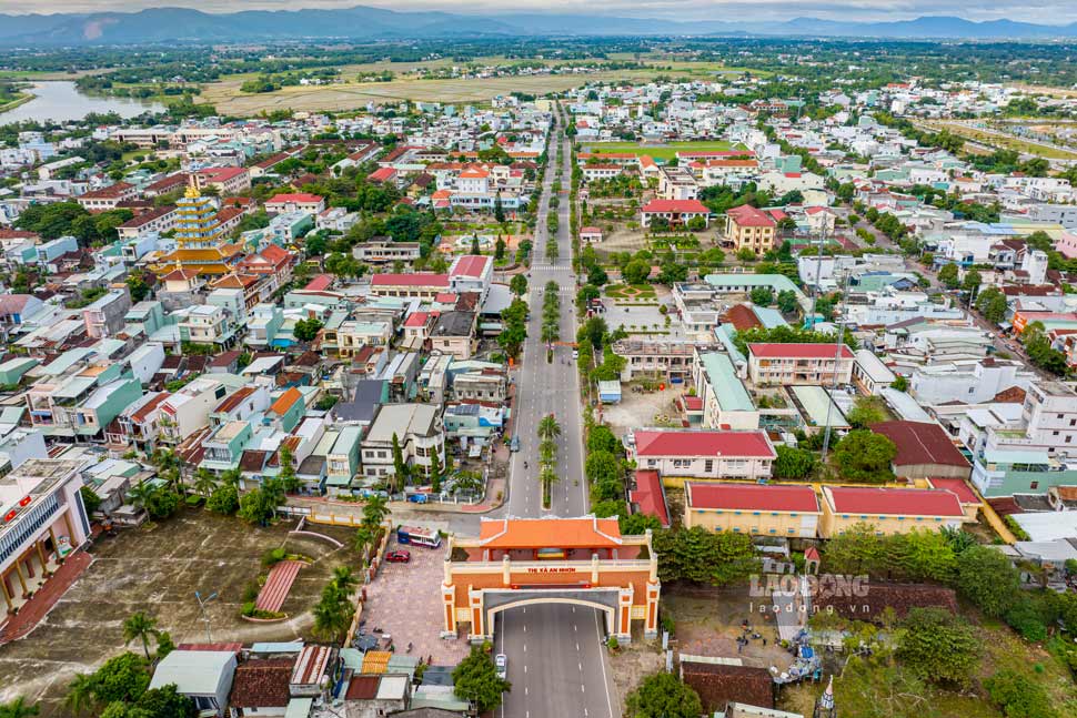 Co so ha tang thi xa An Nhon, Binh Dinh. Anh: Dung Nhan