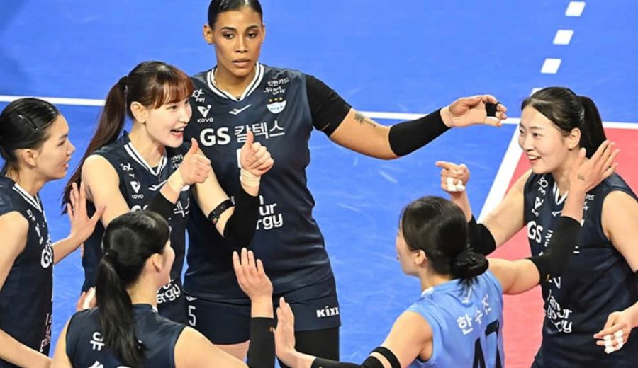 Bich Thuy and GS Caltex have their 10th victory in the 2024-2025 Korean National Volleyball Championship. Photo: GS Caltex FC