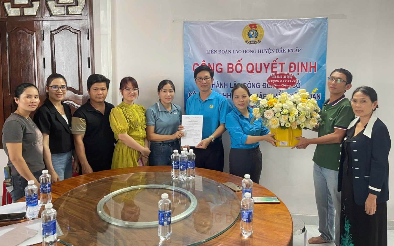 The Trade Union of Hiep Loan Import-Export Company Limited has just been launched with 10 union members. Photo: Nguyen My