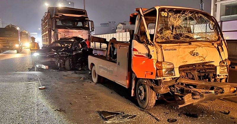 Multiple Car Collision On Ring Road 3 In Hanoi multiple-car-collision-on-ring-road-3-in-hanoi