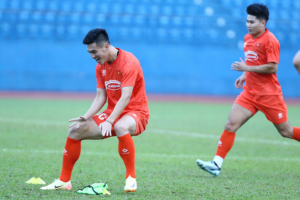 Striker Tien Linh of the Vietnam team is a player with great luck scoring against the Cambodian team. Photo: Thanh Vu