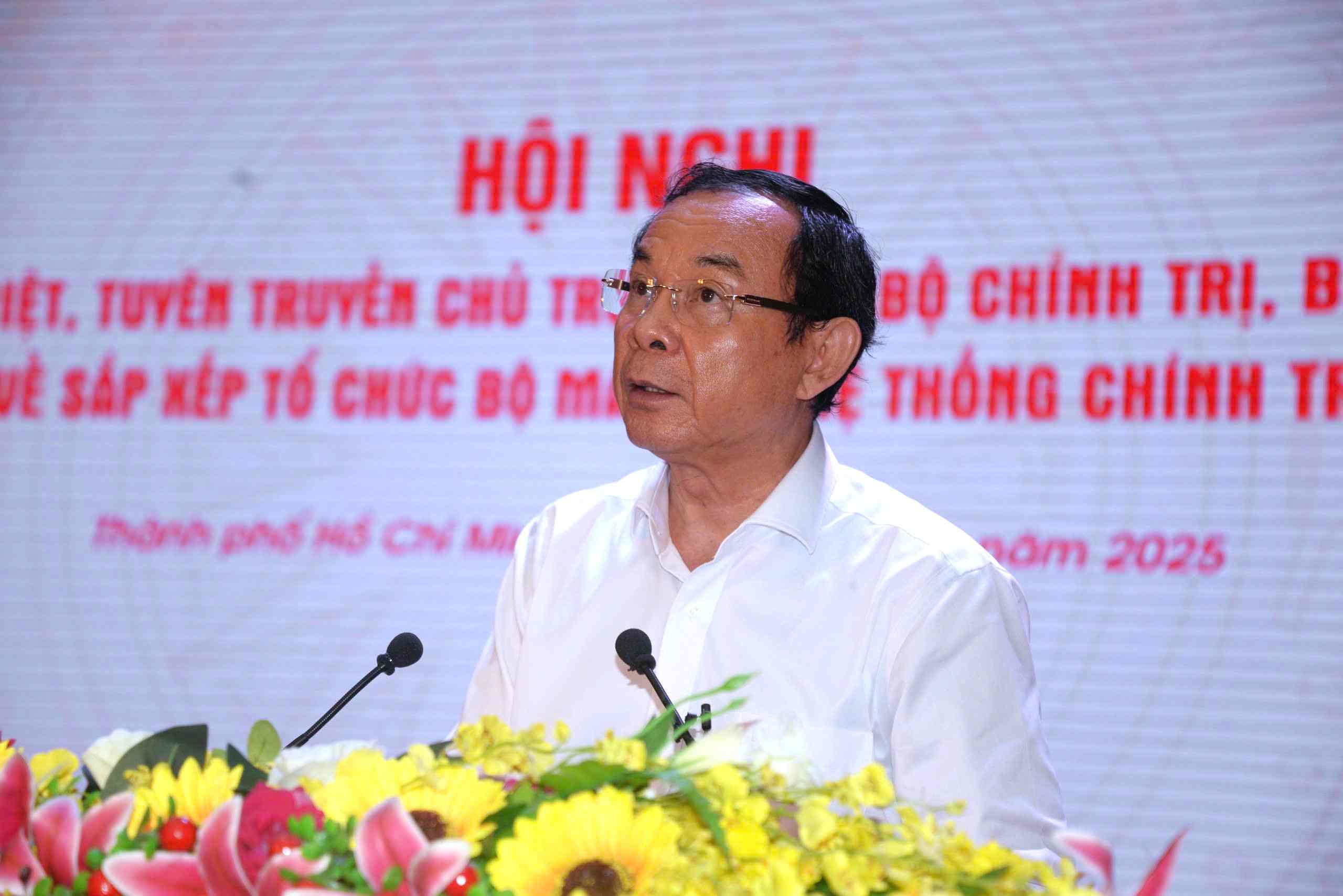 Ho Chi Minh City Party Secretary Nguyen Van Nen delivered a concluding speech at the conference. Photo: Ha Khanh