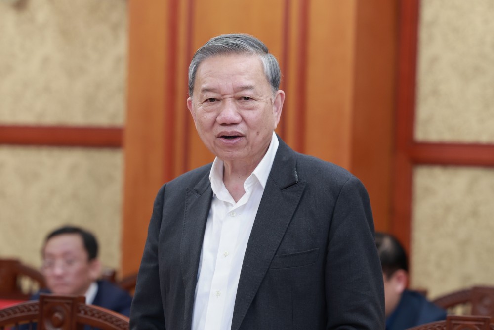 General Secretary To Lam delivered a concluding speech at the meeting with the Government Inspectorate Party Committee. Photo: Hai Nguyen