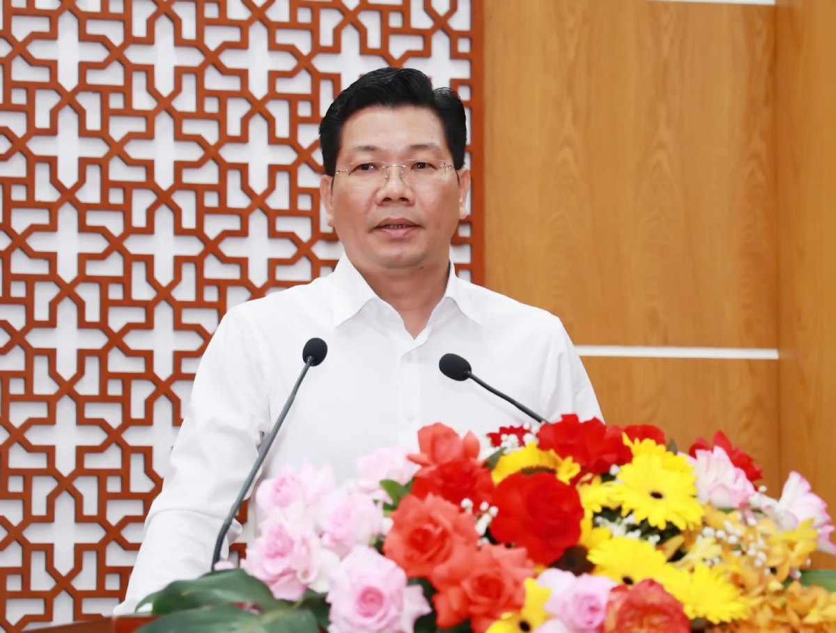 Mr. Nguyen Manh Hung was elected by the Tay Ninh Provincial Party Committee Executive Committee to hold the position of Provincial Party Secretary. Photo: VGP