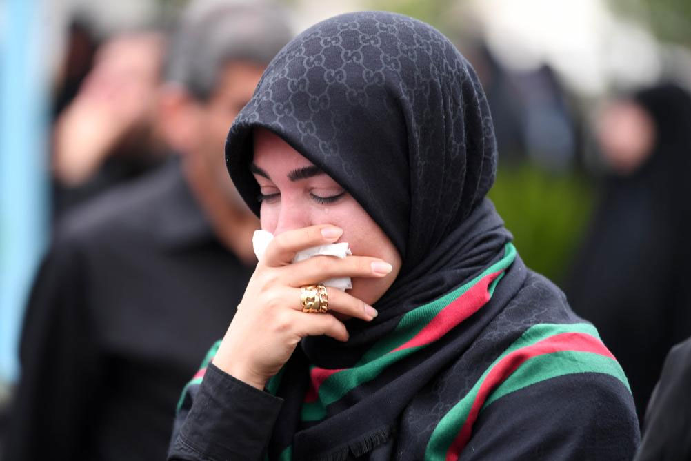 Iranian women have to wrap traditional hijabs. Photo: Xinhua