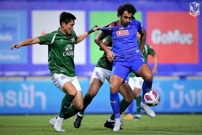 Thai League teams objected to stopping the tournament for youth teams participating in the SEA Games. Photo: Thai Federation of Labor