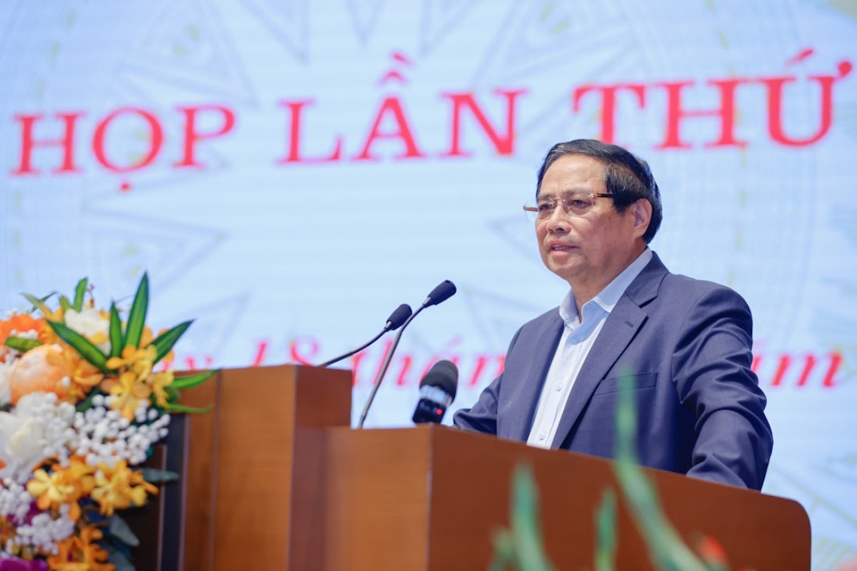 Politburo member and Prime Minister Pham Minh Chinh requested to focus on reforming administrative procedures. Photo: VGP/Nhat Bac