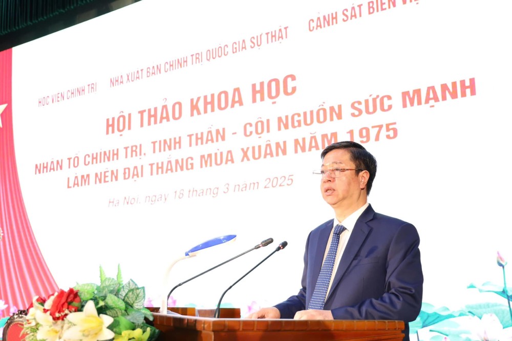 PGS.TS. Vũ Trọng Lâm - Giám đốc, Tổng Biên tập Nhà xuất bản Chính trị quốc gia Sự thật. Ảnh: Ái Vân