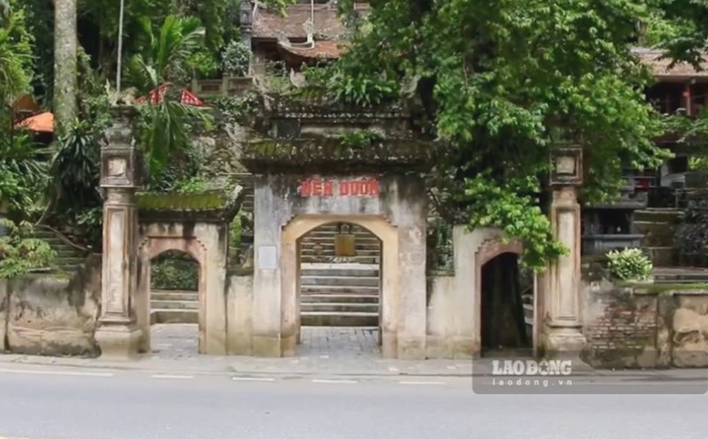 The Department of Heritage requested Thai Nguyen to inspect the demolition of the hundred-year-old relic. Photo: Nguyen Hoan.