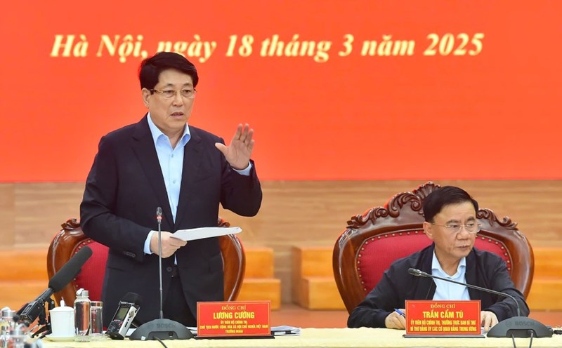 Politburo member and President Luong Cuong highly appreciated the content related to the reorganization of the apparatus of the Party Committees of the Central Party Agencies. Photo: Thuy Nguyen