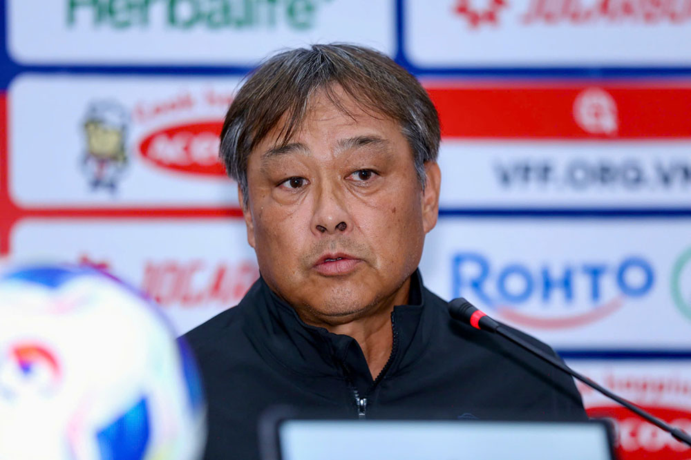 Coach Koji Gyotoku of the Cambodian national team. Photo: Thanh Vu