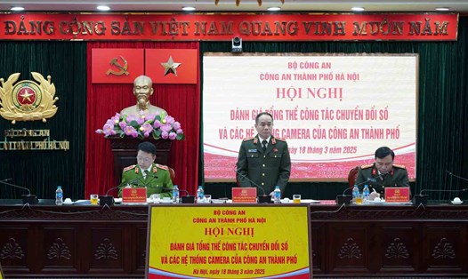 Thiếu tướng Nguyễn Thanh Tùng, Giám đốc Công an TP Hà Nội phát biểu tại Hội nghị. Ảnh: Công an TP Hà Nội