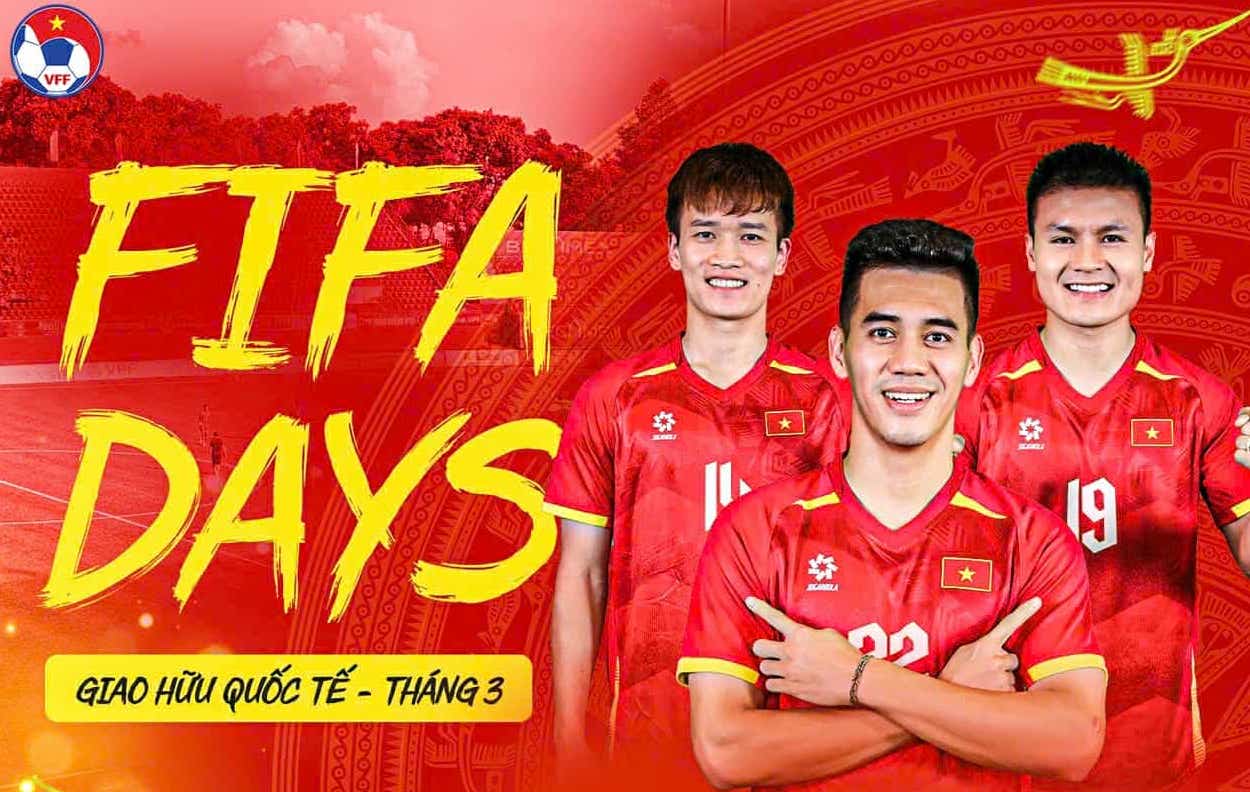 Today's football match schedule with a notable match between Vietnam and Cambodia. Photo: VFF