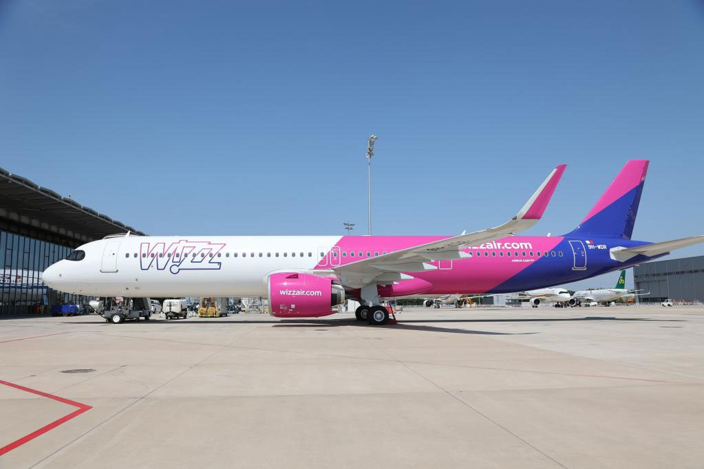 Hungarian airline Air Wizz is said to be ready to make flights to Ukraine when the airport in Lviv reopens. Photo: Xinhua