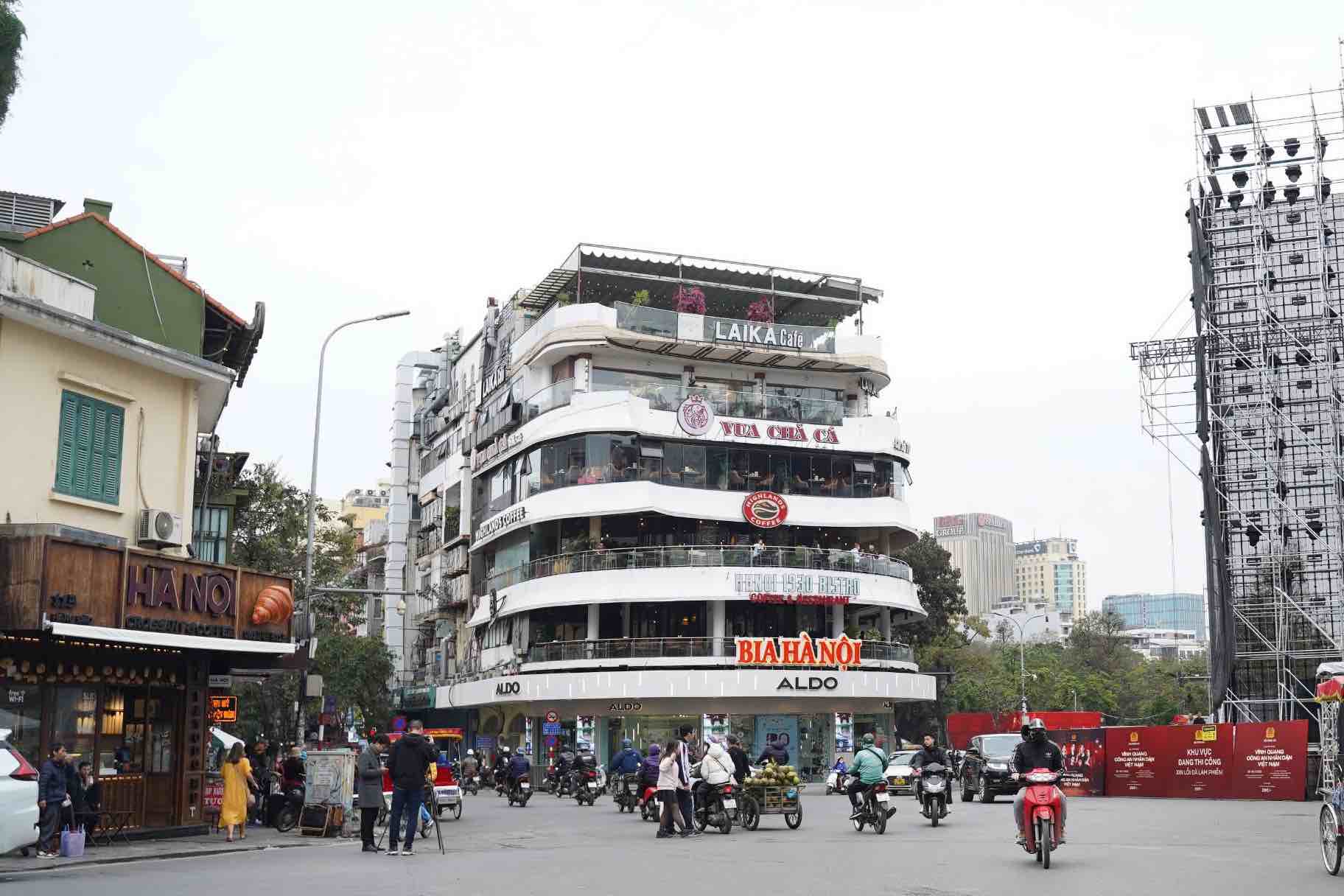 Hanoi plans to blow away the Shark's Den building before April 30. Photo: Khanh An