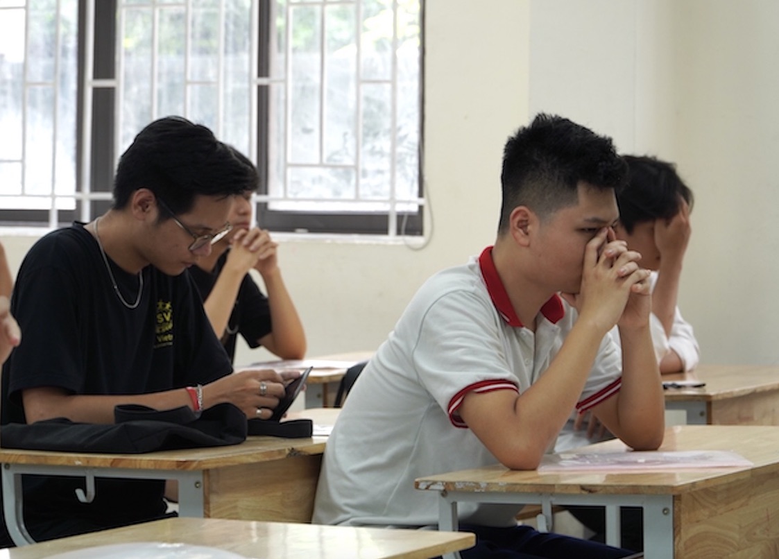 Candidates taking the 2024 high school graduation exam. Photo: Van Trang