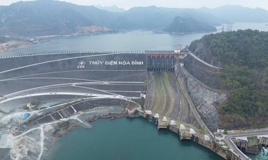 Dự báo thời tiết ngày 20.3, phía Tây Bắc Bộ nhiều mây, đêm có mưa rào và dông vài nơi, trưa chiều giảm mây trời nắng. Ảnh: Đặng Tình