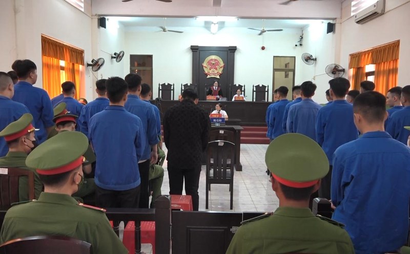 Sentencing 28 defendants in the land dispute in Phu Quoc.