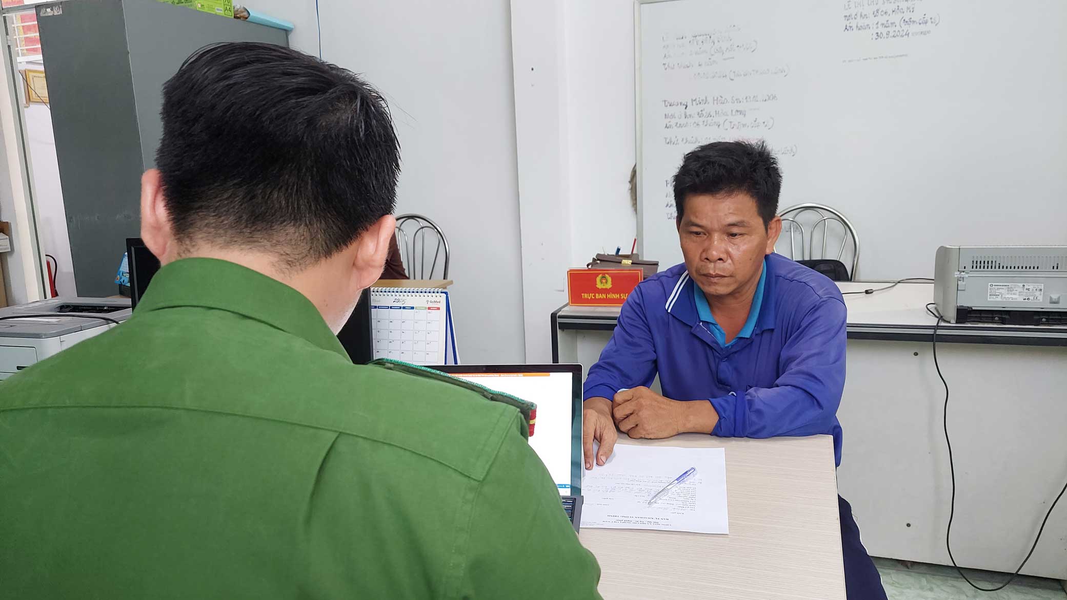 Nguyen Thanh Hien se rindio. Foto: Policia proporcionada