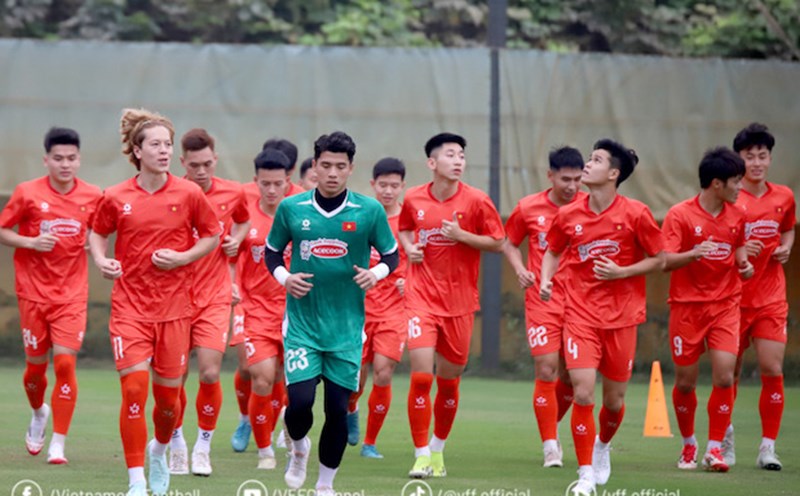 The U22 Vietnam team is aiming for a favorable result in the opening match. Photo: VFF