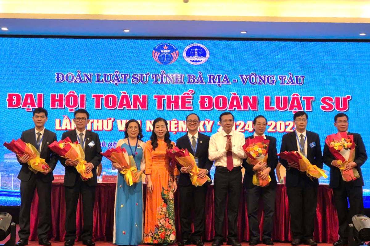Ra mắt Ban Chủ nhiệm Đoàn Luật sư tỉnh Bà Rịa - Vũng Tàu khóa VIII, nhiệm kỳ 2024-2029. Ảnh: Thành An
