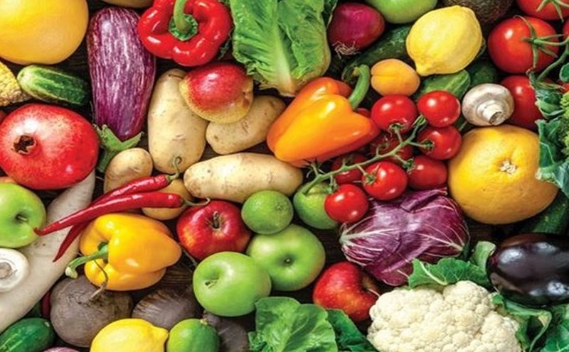 Adding vegetables, tubers, and fruits with a lot of fiber to your daily diet is an effective way to detoxify the liver. Photo: Nghia Thanh
