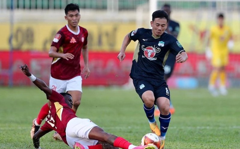 Ho Chi Minh City meets Hoang Anh Gia Lai in round 15 of V.League. Photo: Thanh Vu